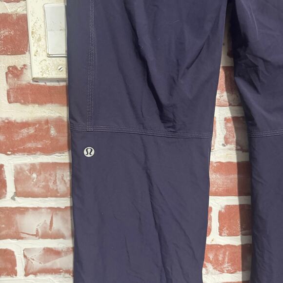 Lululemon Run: Womens Dog Runner Pant W5721S Navy Blue EUC Size 4 - Picture 9 of 9